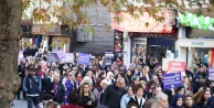 Bursa'da 25 Kasım İsyanı: Binlerce Kadın Şiddete, Yoksulluğa ve Güvencesizliğe Karşı Yürüdü