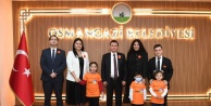 Osmangazi Belediyesi'nden LÖSEV'e Tam Destek: Başkan Aydın Lösemili Çocukları Ağırladı