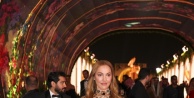 Meryem Uzerli Riyad'da Devleşti: Joy Awards Gecesine Damga Vuran Türk Yıldız!
