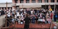 Yıldırım'da Muhteşem Karne Şenliği: Minikler Türk Obasında Tarihe Yolculuk Yaptı!