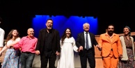 Bursa'nın Efsanesi Sahnede: ‘Deli Ayten' Müzikali İzleyenleri Büyüledi!
