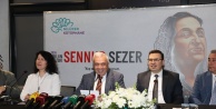 Nilüfer'de Edebiyat Rüzgarı: 2026 'Yılın Yazarı' Sennur Sezer Oldu!