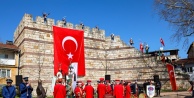Bursa'da 700 Yıllık Fetih Ruhu: Pınarbaşı Kapısı'nda Tarihi Tören!