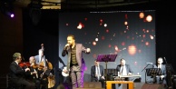 Bursa'da Türk Sanat Müziği Rüzgarı: 'Gönlümüzdeki Nağmeler' Kulakların Pasını Sildi!