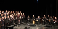 Nilüfer'de Türkü Rüzgarı: Türk Halk Müziği Korosu'ndan Unutulmaz Bahar Konseri!