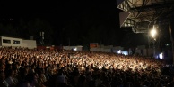 64. Uluslararası Bursa Festivali 100 bin sanatseveri ağırladı: Özcan Deniz'den muhteşem final