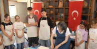 Osmangazi Belediyesi'nin gıda atölyesinde gençler doğayı sanatla buluşturdu