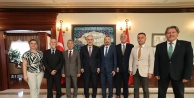 TUREB yönetimi ilk kez Bursa'da ağırlandı, BURO bayrağı Ağrı Dağı zirvesinde dalgalandı