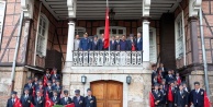 Bursa'nın düşman işgalinden kurtuluşunun 104. yıl dönümü coşkuyla kutlandı: Kurtuluş anı yeniden canlandırıldı