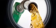 Benzine peş peşe dev indirim: Toplam düşüş 7,60 TL'yi buldu, pompa fiyatları yenilendi