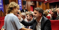 Fethin 700. yılında Bursa'da Kosova rüzgarı: 'Seçer Pare' tiyatro oyunu sanatseverlerle buluştu