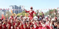 Nilüfer'de 103. yıl coşkusu sokaklara taştı: Cumhuriyet Koşusu'nda bin 749 öğrenci ter döktü