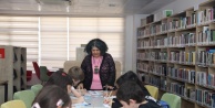 Osmangazi Belediyesi'nin Küçük Yazarlar Atölyesi'nde yeni dönem başladı: Çocuklar edebiyat dünyasına adım atıyor