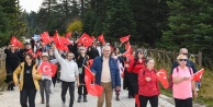 Osmangazi'den Uludağ'da anlamlı yürüyüş: 'Doğanın İçinde Cumhuriyetin İzinde'