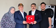 Yıldırım Belediye Başkanı Oktay Yılmaz'dan Kıbrıs Gazisi Cafer Kaya'ya anlamlı ziyaret: 'Gazilerimize sahip çıkmak vicdani borcumuzdur'