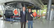 29 Ekim'de Elinde Bayrakla Gelene Teleferik Bedava!