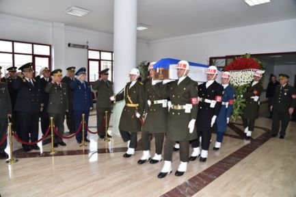 Rus Pilotun Cenazesi Törenden Sonra Gönderildi!