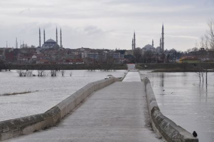 Tunca Nehri Taştı!