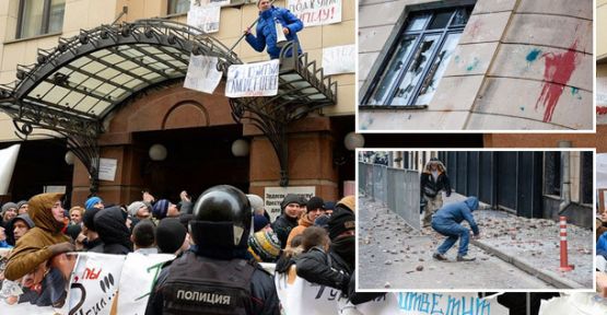 Türk Büyükelçiliği'ne Saldırı!