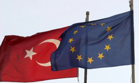 Türk Vatandaşlarına Vize Muafiyetinin Önünü Açacak!