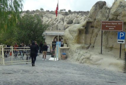 Yabancı Turistlere Kaldı!
