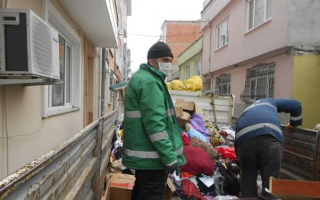 Yıldırım'da Evden Tonlarca Çöp Çıkardılar!